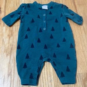 Hanna Andersson 0-3 month holiday onesie